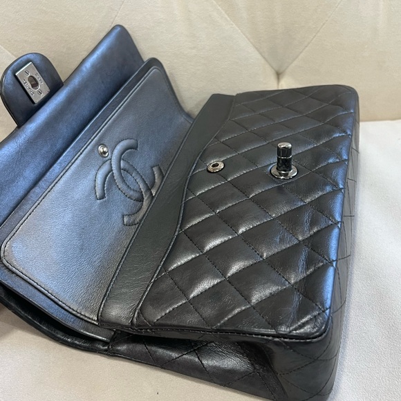 Chanel Metallic Doubel Flap Medium Size - Picture 8 of 11